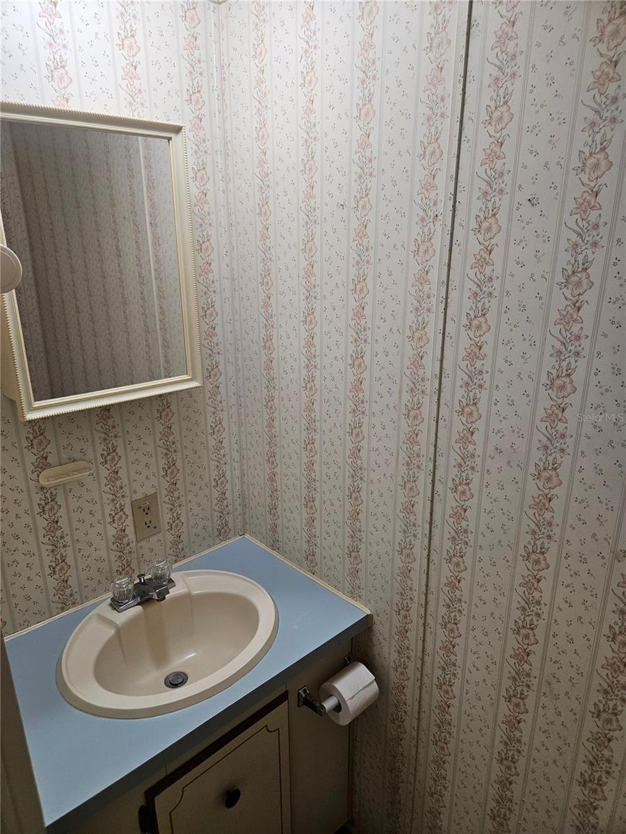 Image 9 of 17 For 481 Chickadee Court