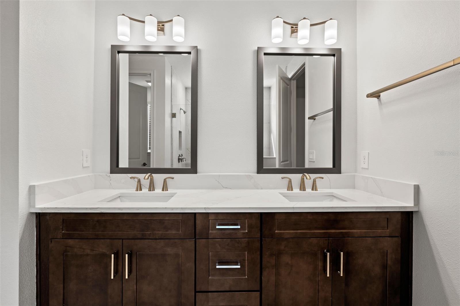 Image 41 of 99 For 1109 Seagrape Drive