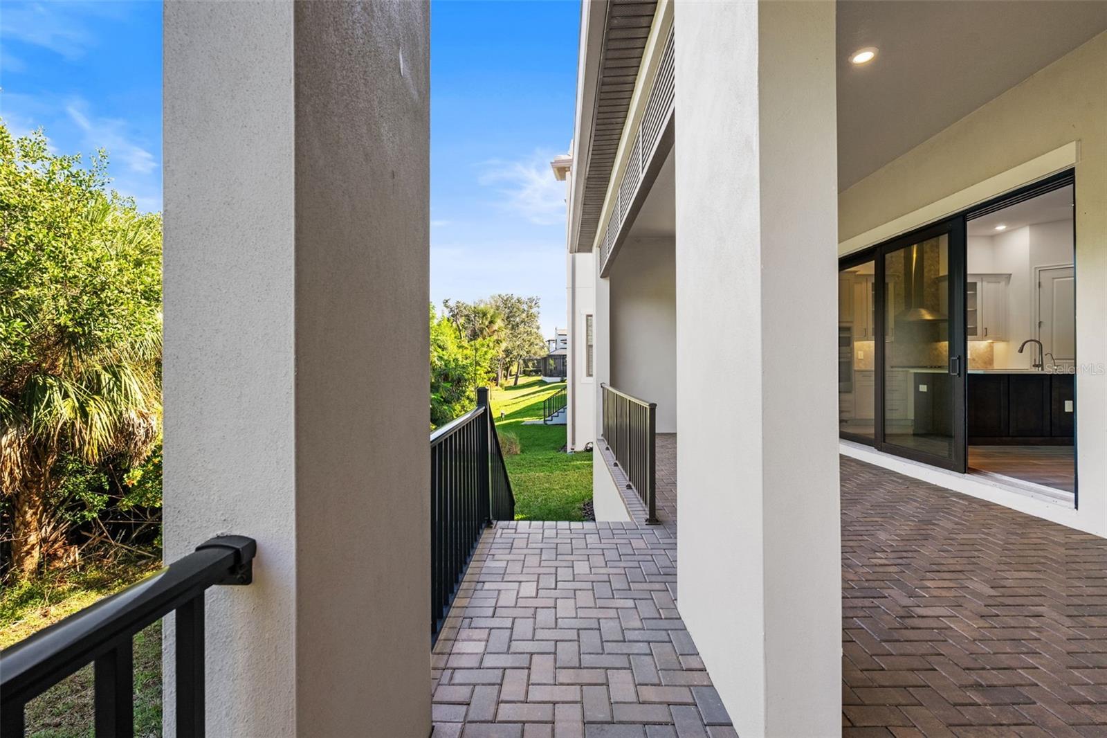 Image 61 of 99 For 1109 Seagrape Drive