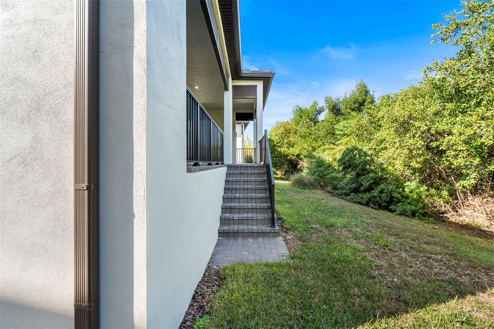 Image 68 of 99 For 1109 Seagrape Drive