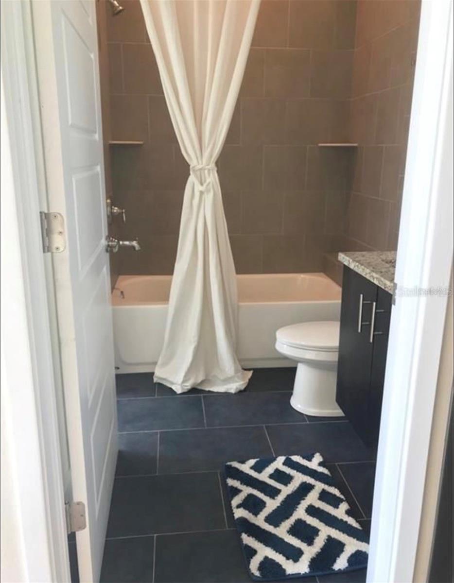 Image 3 of 12 For 4226 Gauge Line Loop