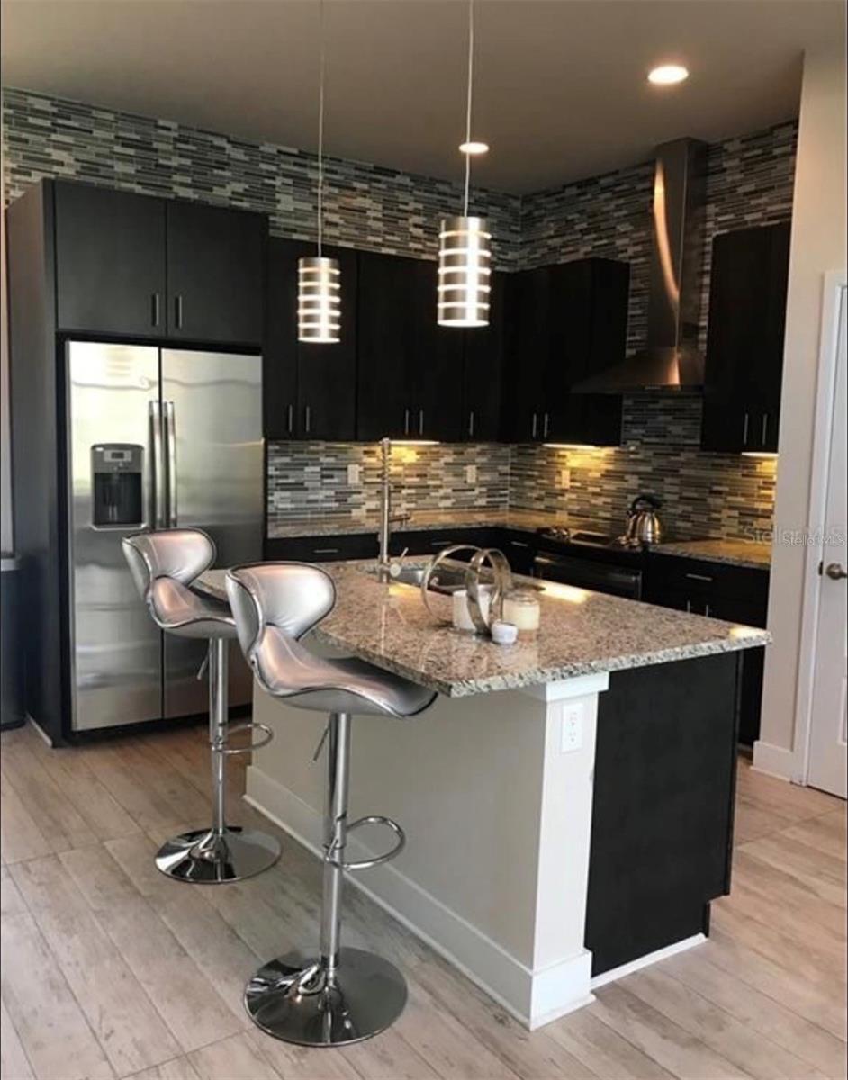 Image 5 of 12 For 4226 Gauge Line Loop