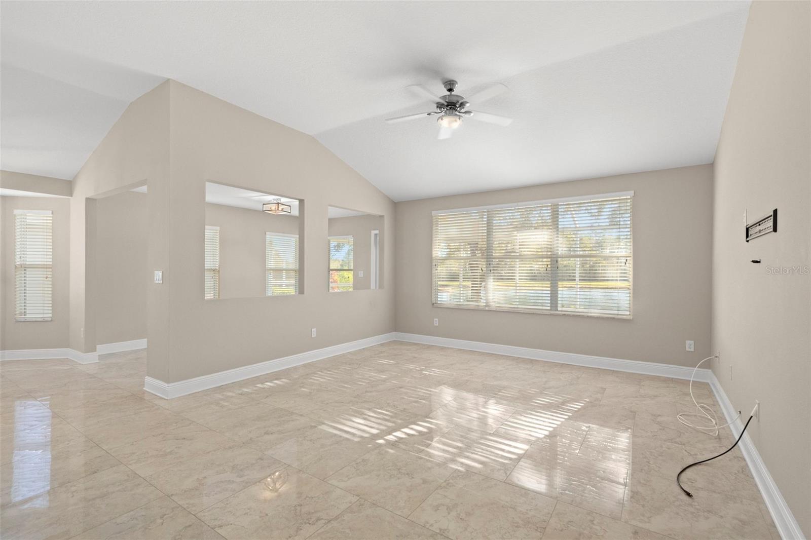 Image 12 of 24 For 27422 Edenfield Drive