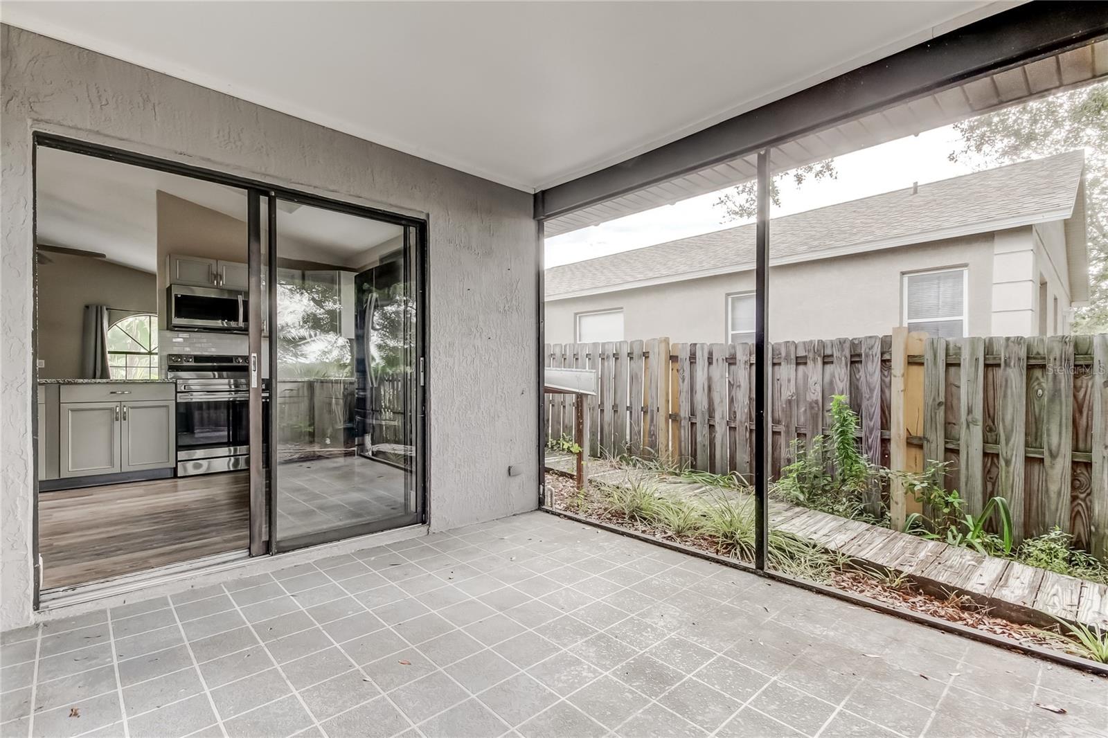 Image 38 of 49 For 206 Bedford Street