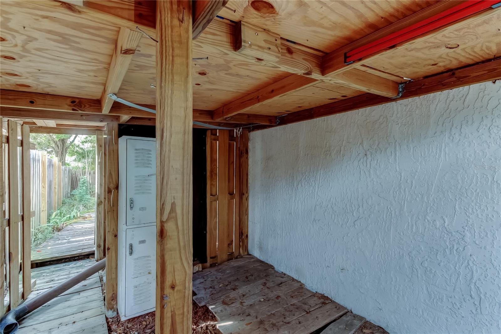 Image 47 of 49 For 206 Bedford Street