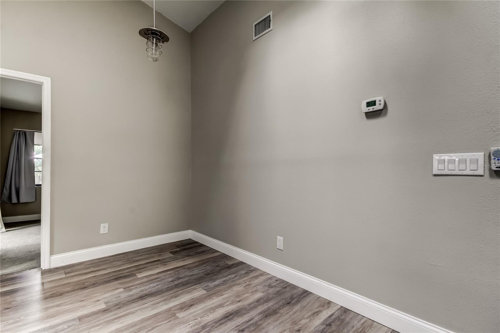 Image 9 of 49 For 206 Bedford Street