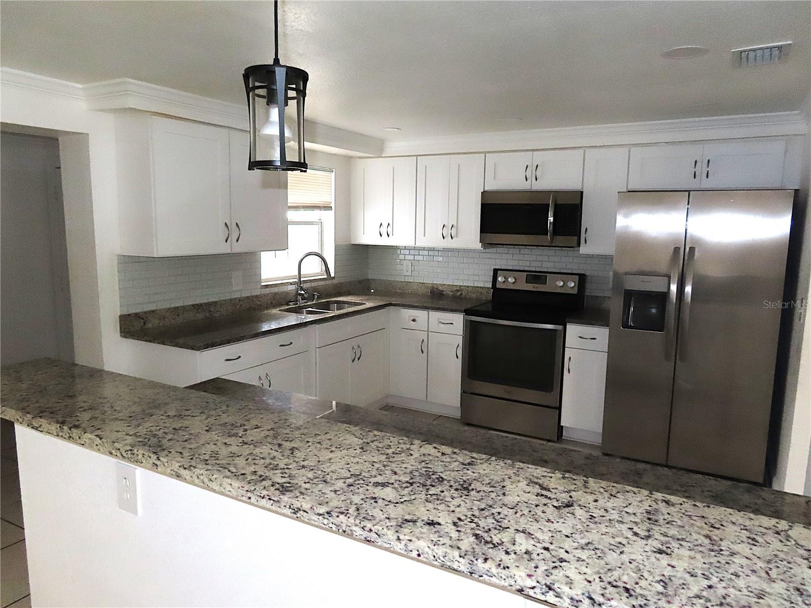 Image 13 of 34 For 3908 Beechwood Boulevard