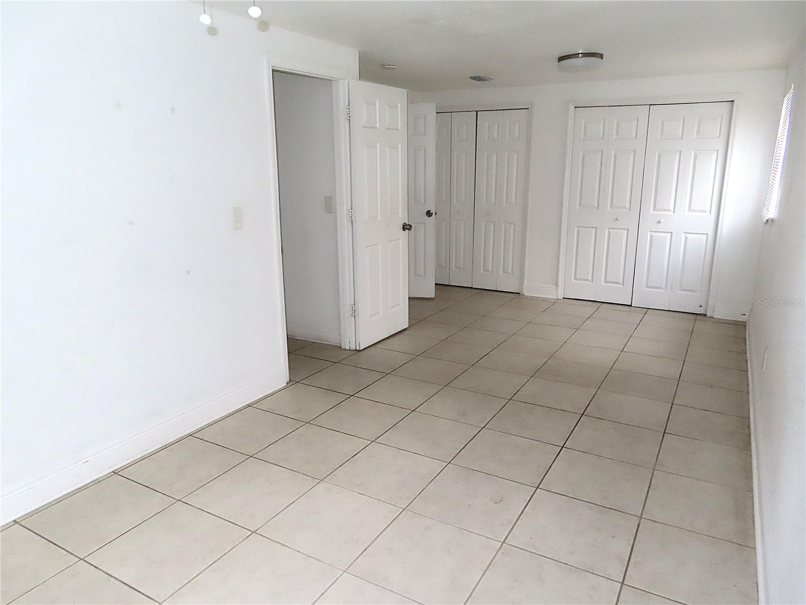 Image 15 of 34 For 3908 Beechwood Boulevard