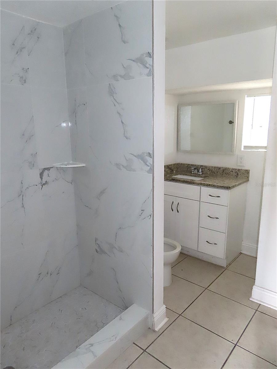 Image 21 of 34 For 3908 Beechwood Boulevard