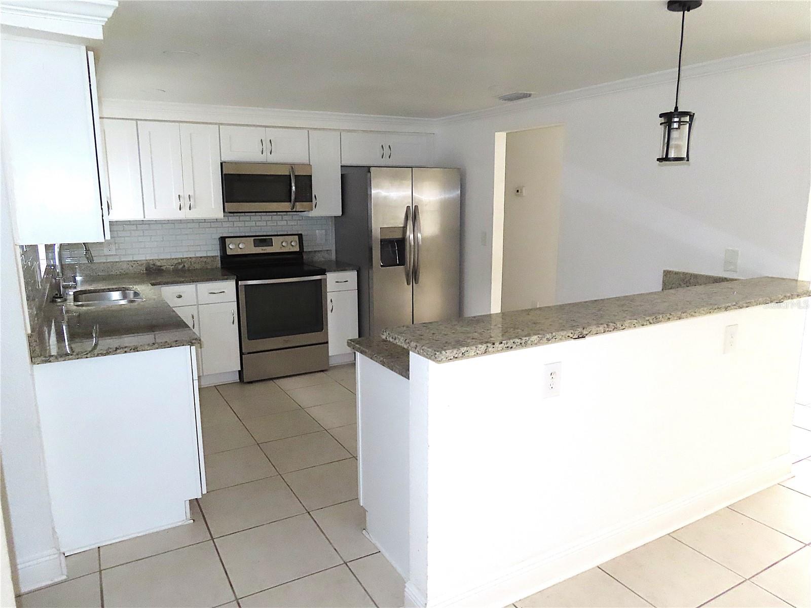 Image 7 of 34 For 3908 Beechwood Boulevard