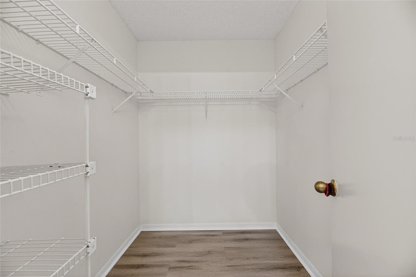 Image 38 of 50 For 2007 W Del Webb Boulevard