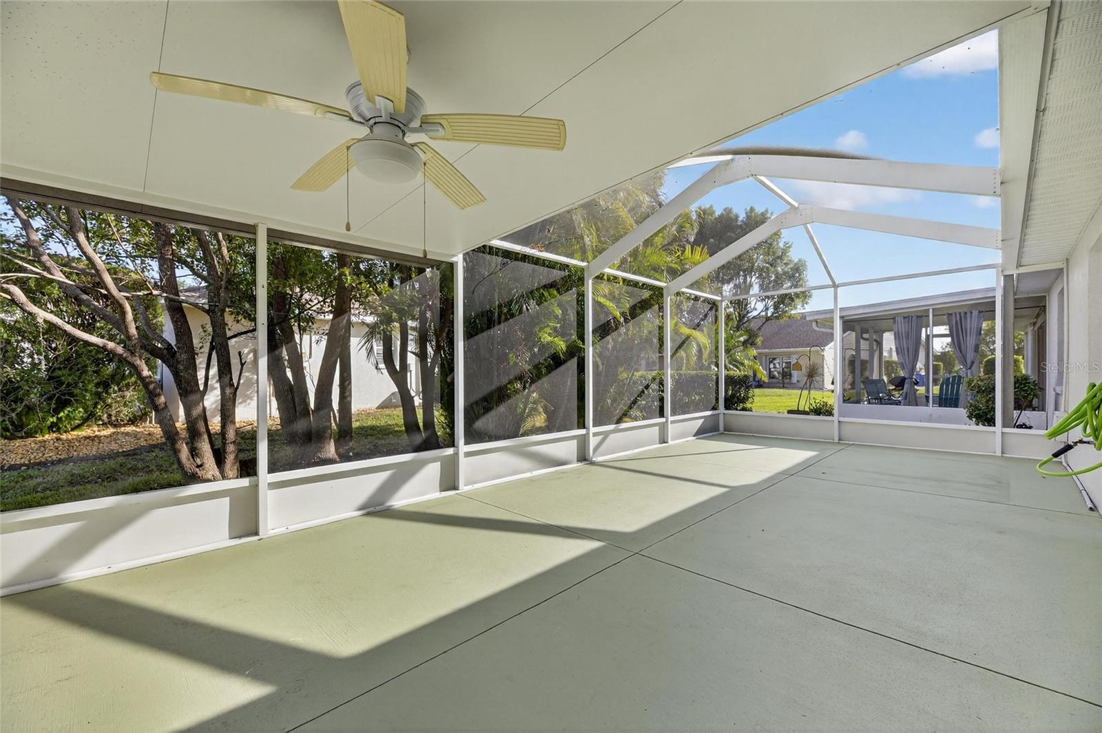 Image 41 of 50 For 2007 W Del Webb Boulevard