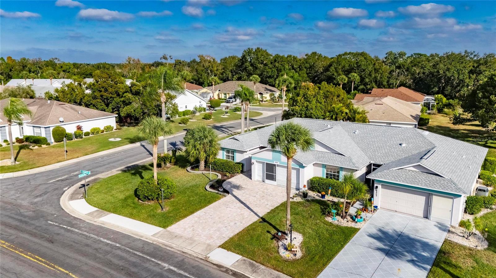 Image 5 of 50 For 2007 W Del Webb Boulevard