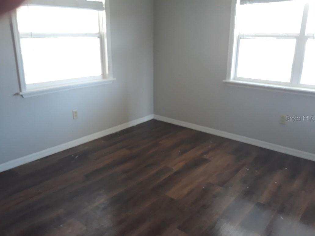 Listing photo id 13 for 3403 County Line Road