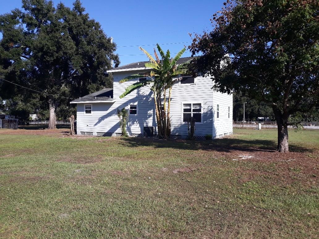 Listing photo id 15 for 3403 County Line Road