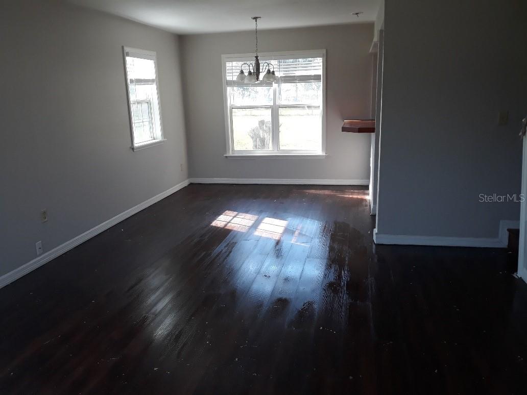 Listing photo id 0 for 3403 County Line Road