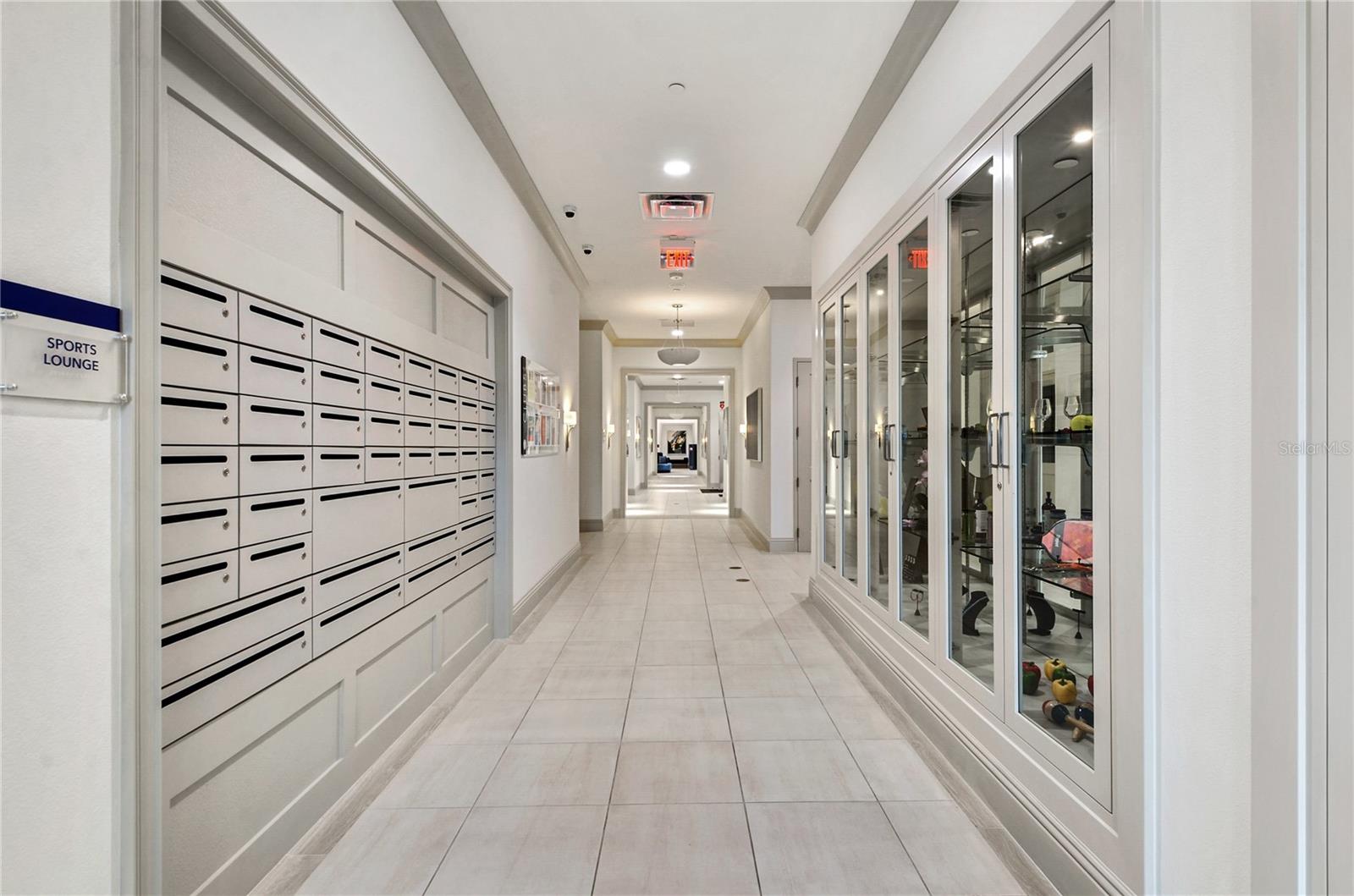 Listing photo id 41 for 4878 Avila Lakes Drive