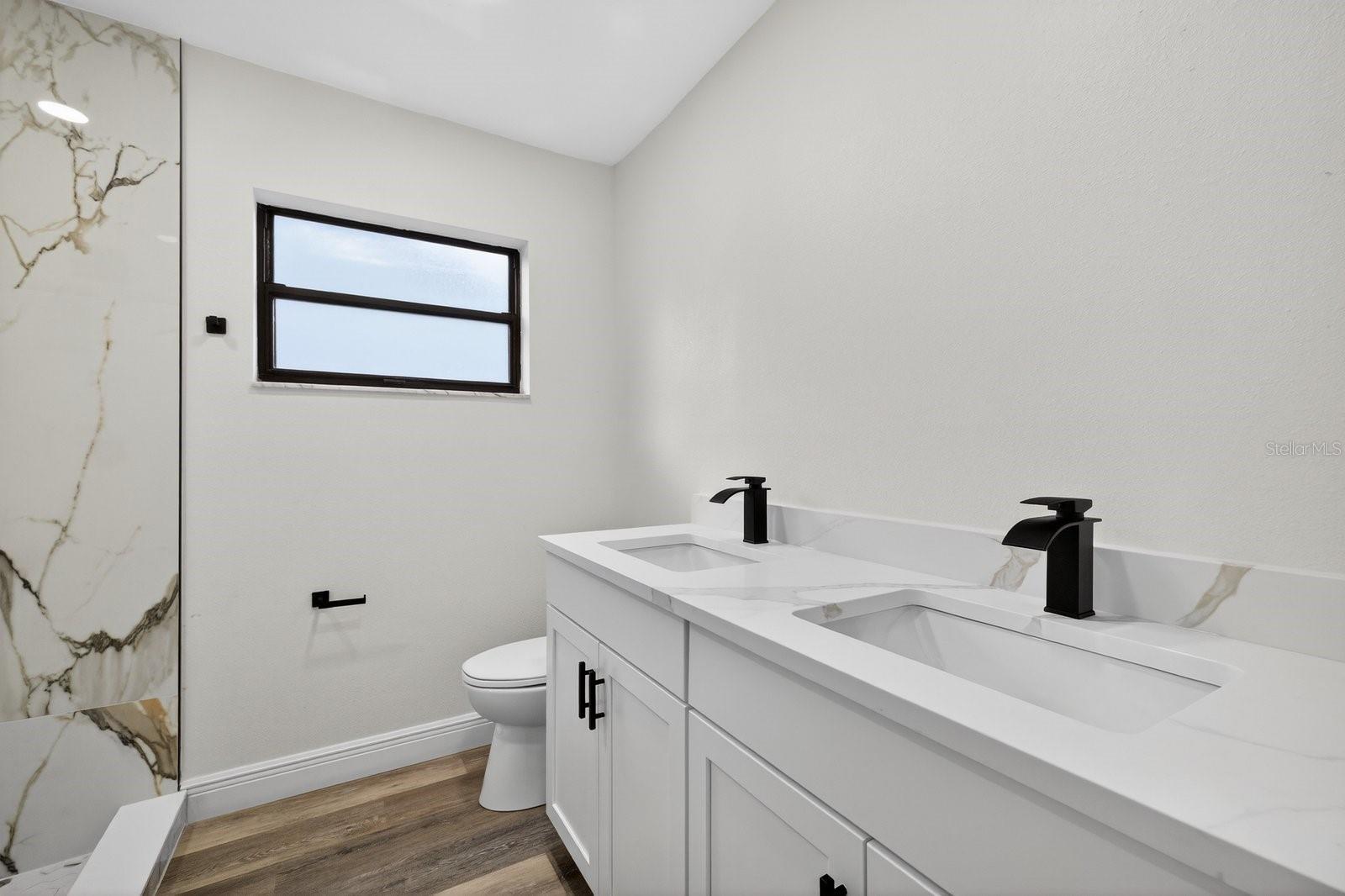 Image 14 of 38 For 7822 Bahama Avenue