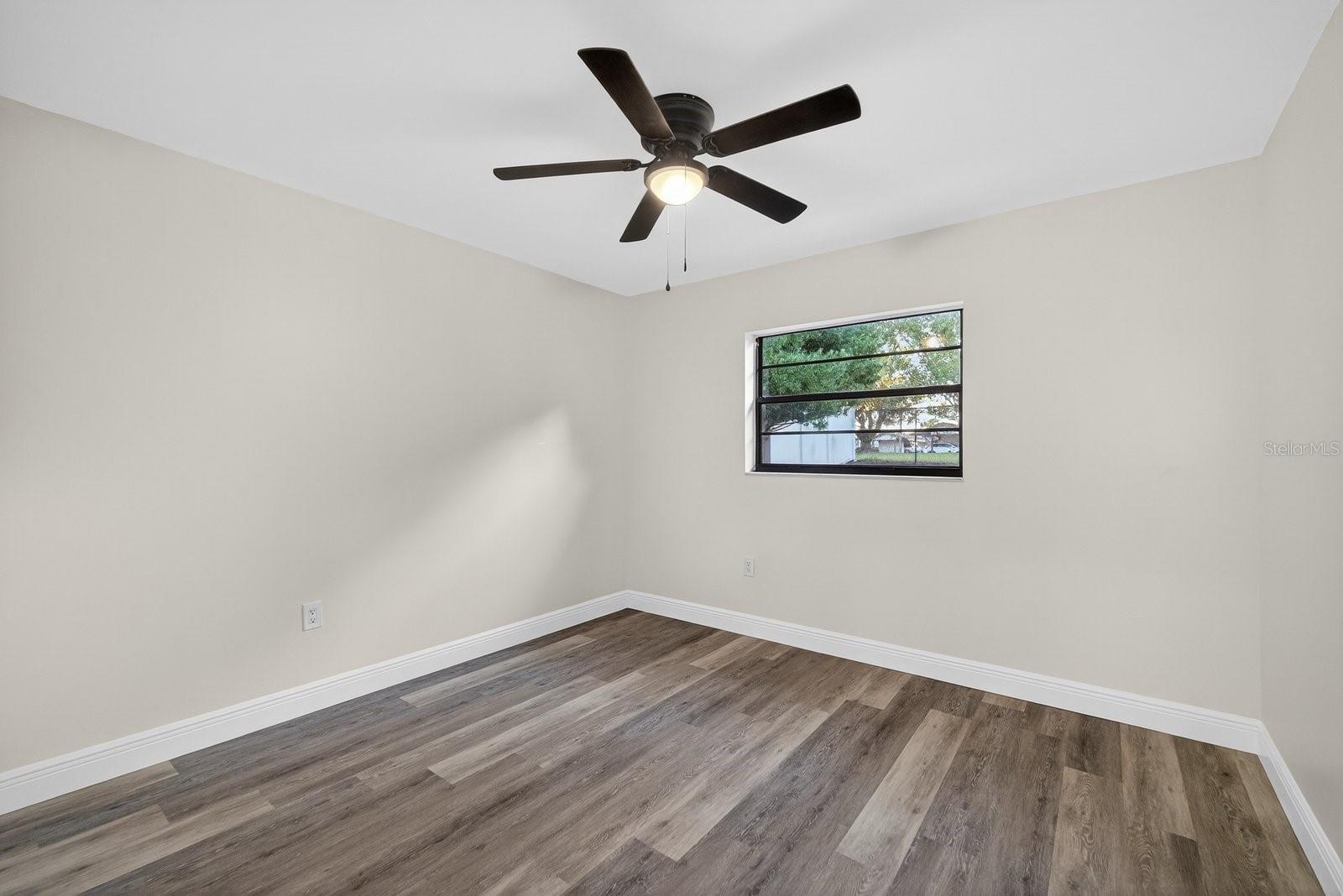 Image 22 of 38 For 7822 Bahama Avenue