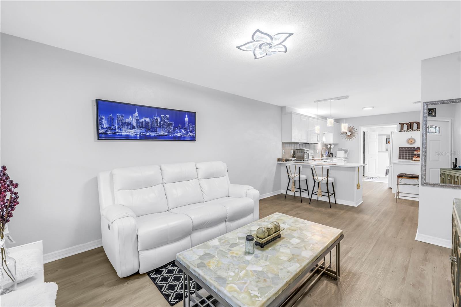 Image 10 of 33 For 3723 59th Street N 6