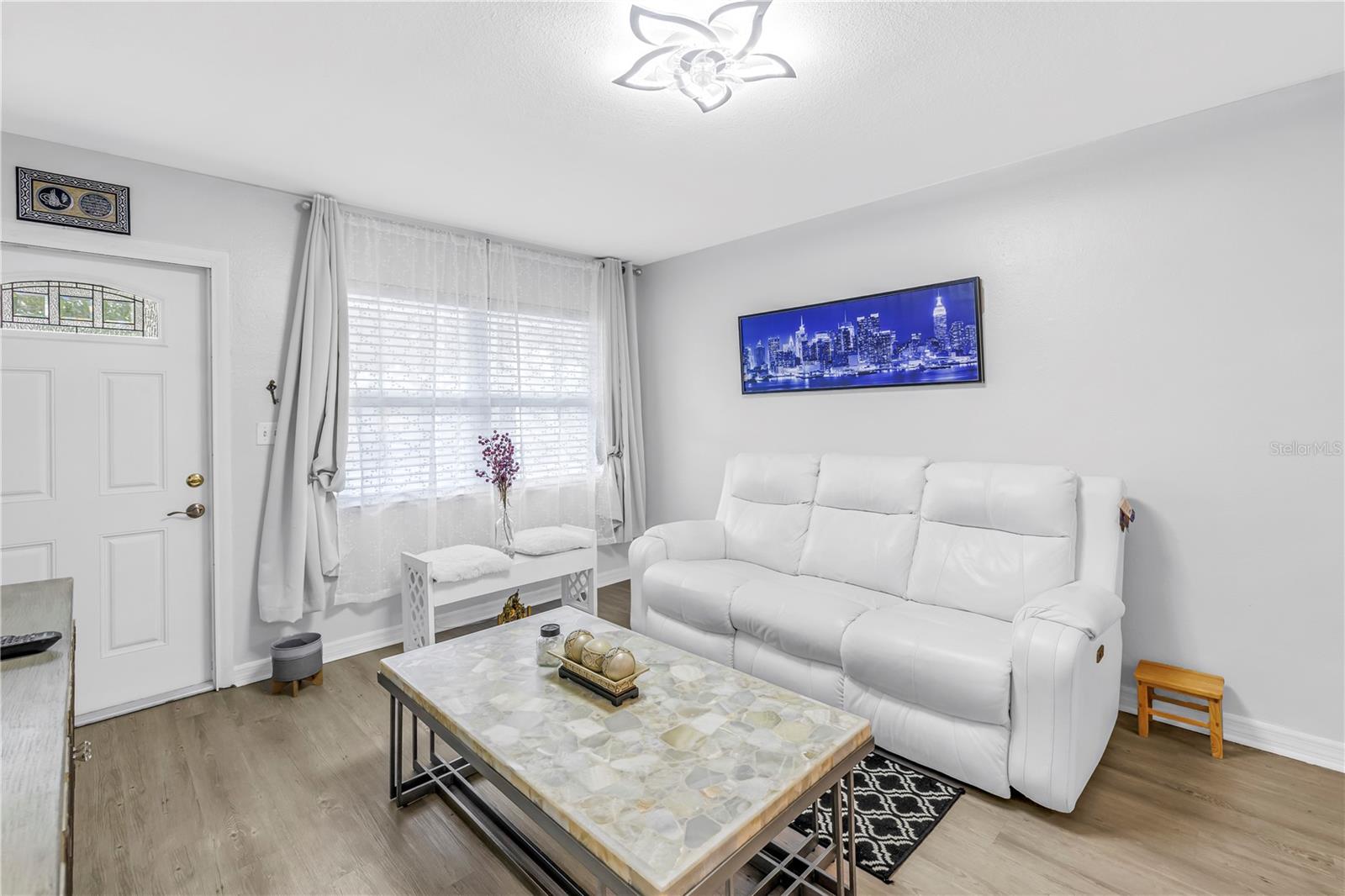 Image 13 of 33 For 3723 59th Street N 6