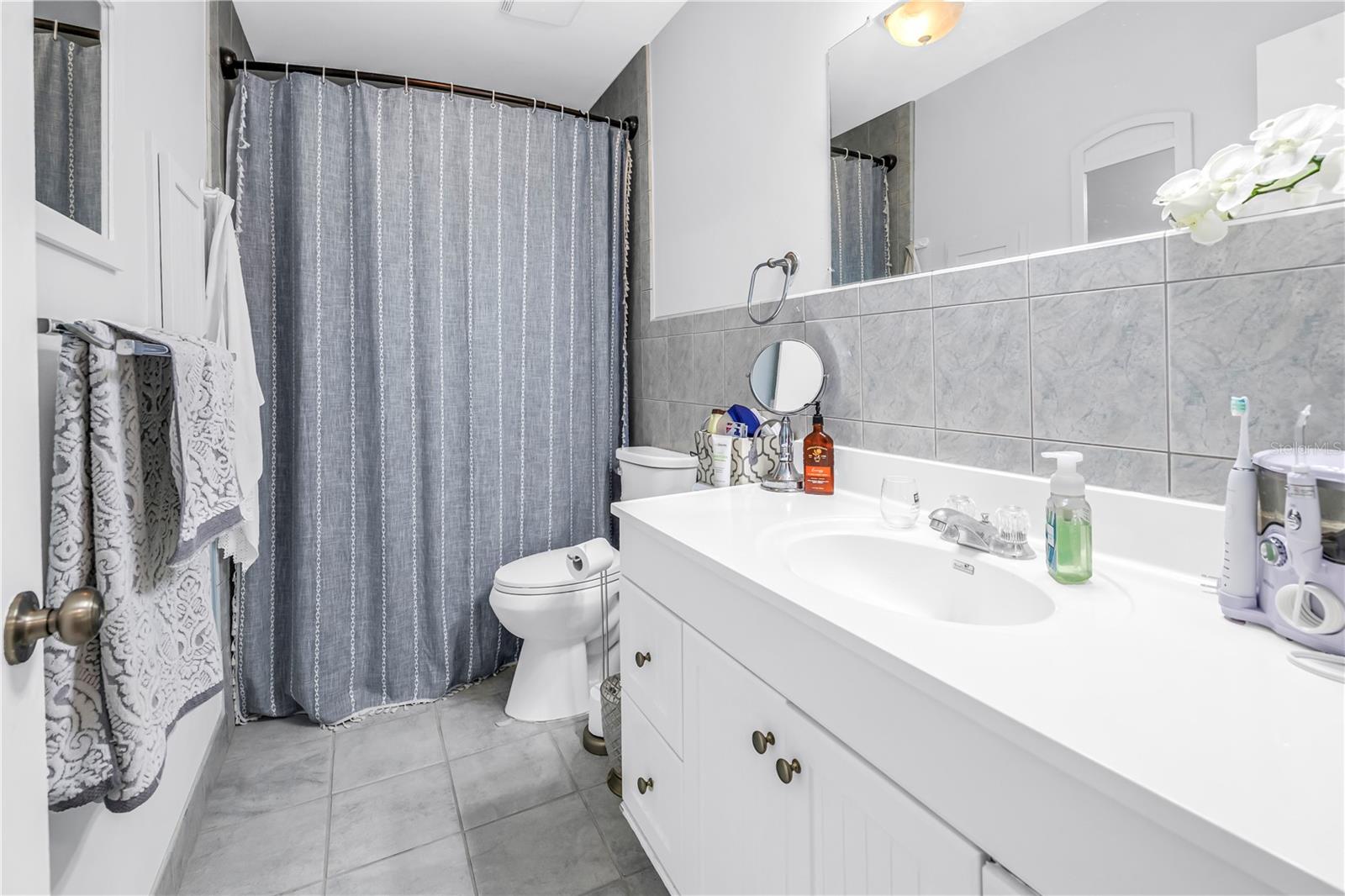 Image 16 of 33 For 3723 59th Street N 6