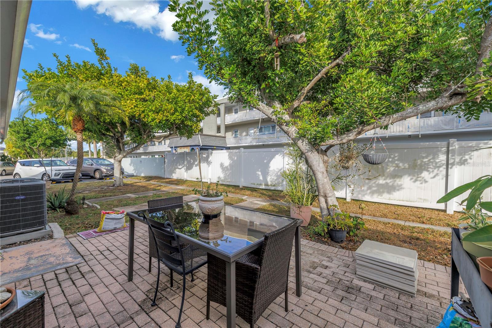 Image 24 of 33 For 3723 59th Street N 6