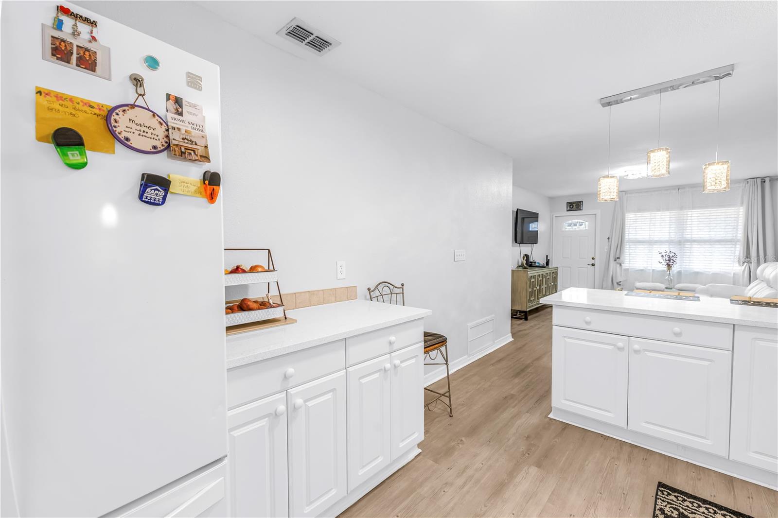 Image 6 of 33 For 3723 59th Street N 6