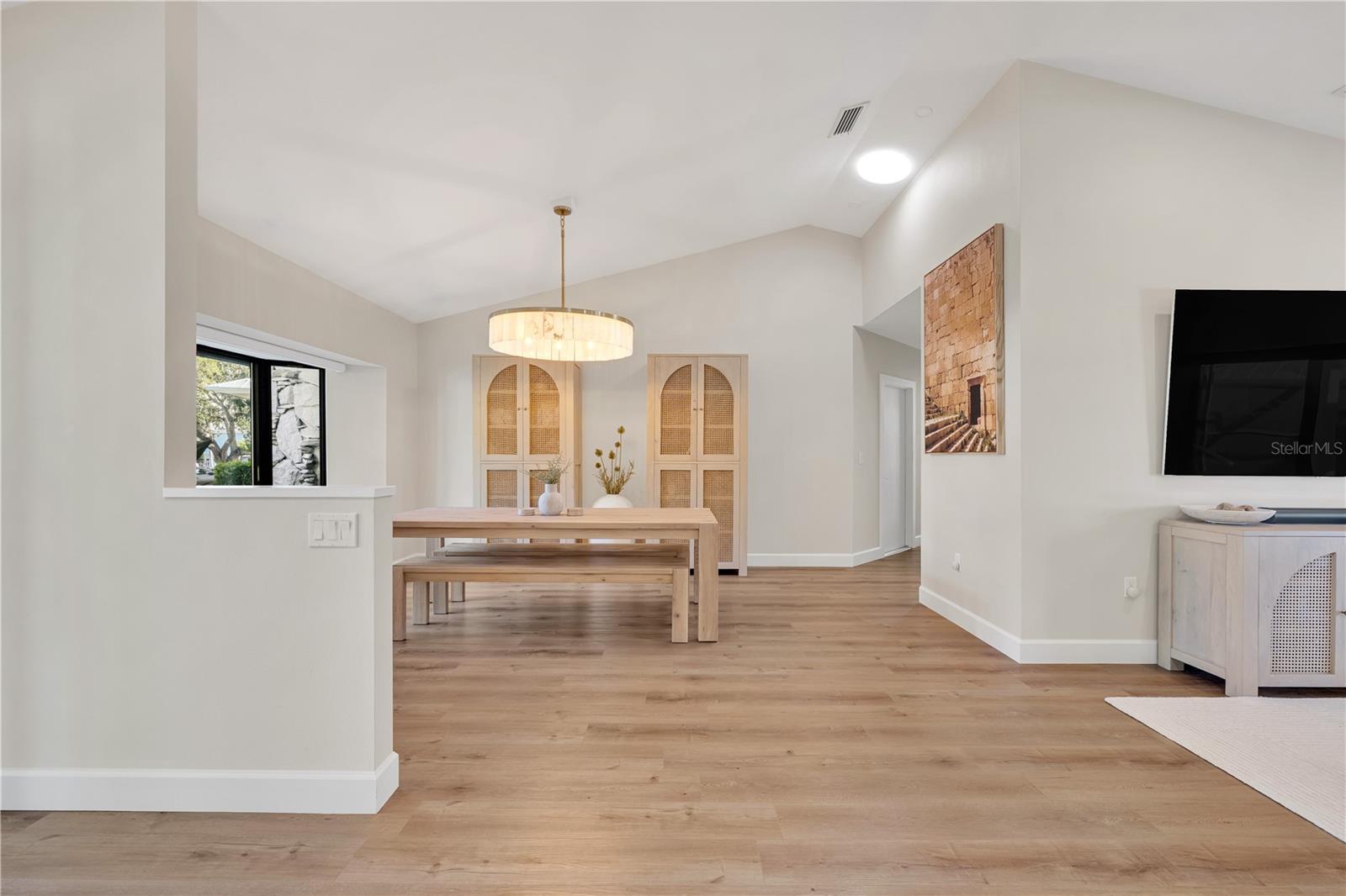 Image 10 of 60 For 5361 Siesta Ct