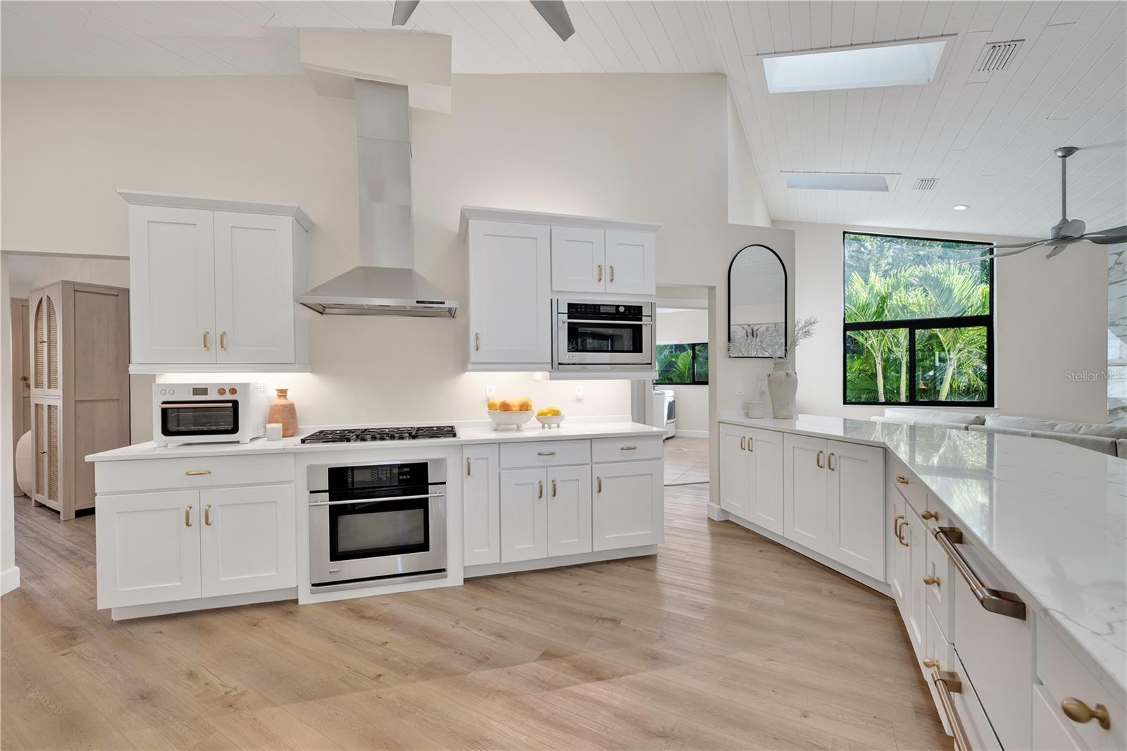 Image 12 of 60 For 5361 Siesta Ct