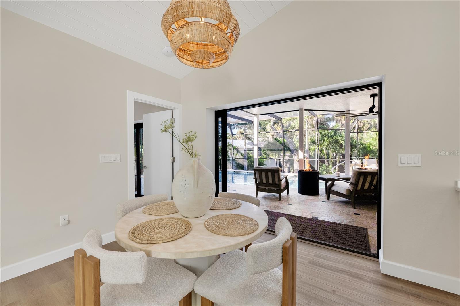 Image 18 of 60 For 5361 Siesta Ct