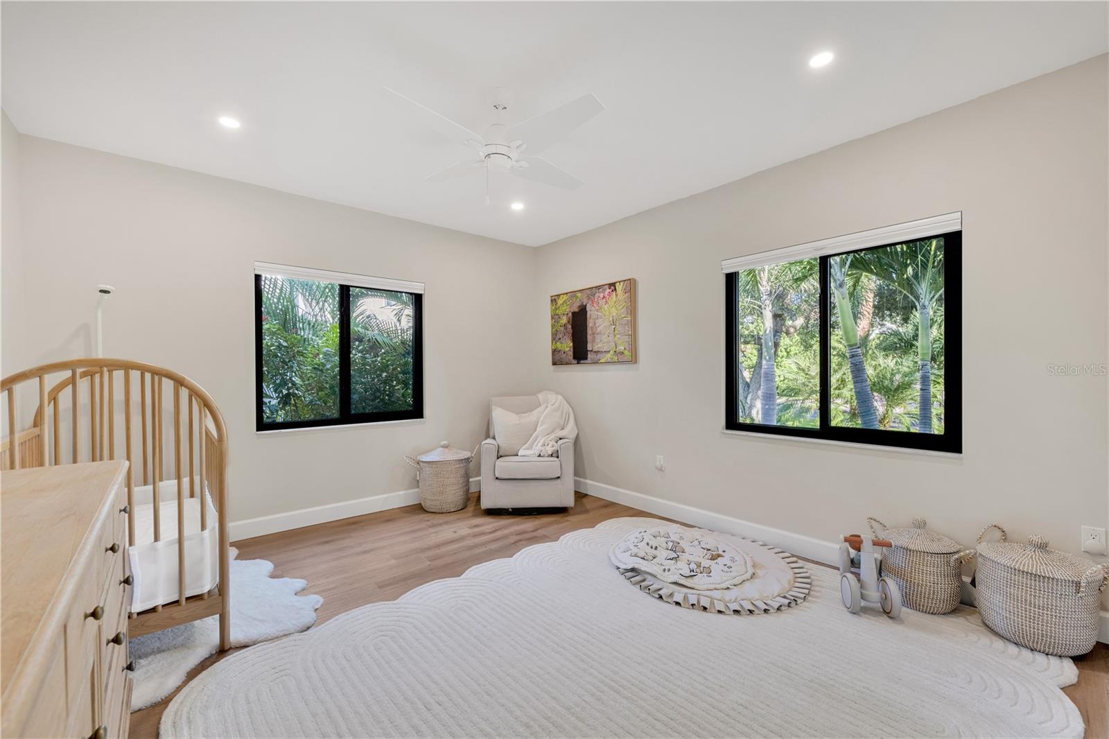 Image 31 of 60 For 5361 Siesta Ct