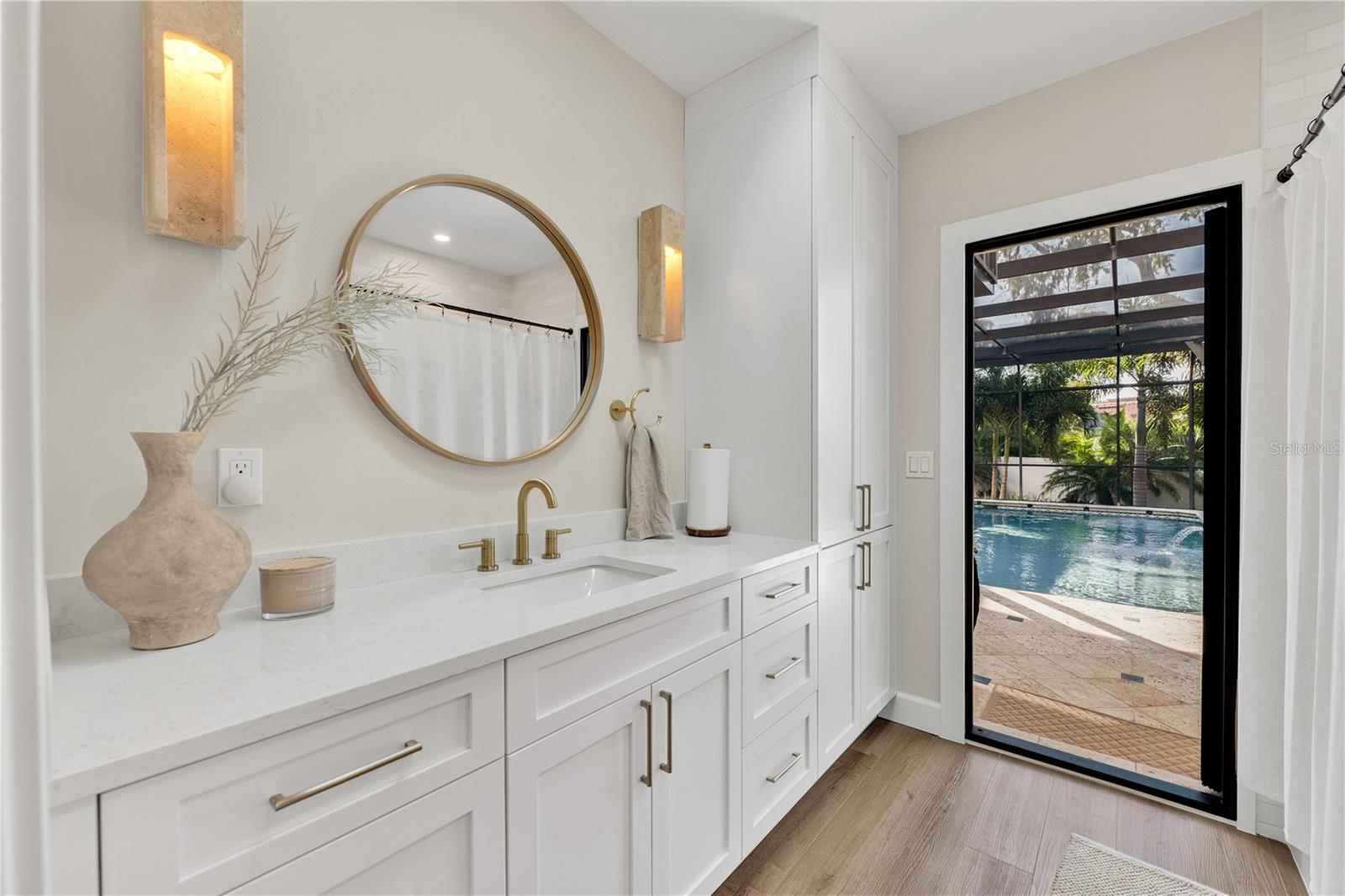 Image 37 of 60 For 5361 Siesta Ct