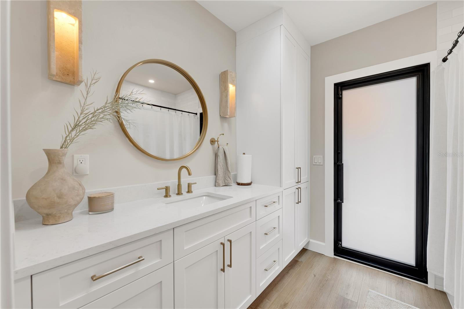 Image 39 of 60 For 5361 Siesta Ct