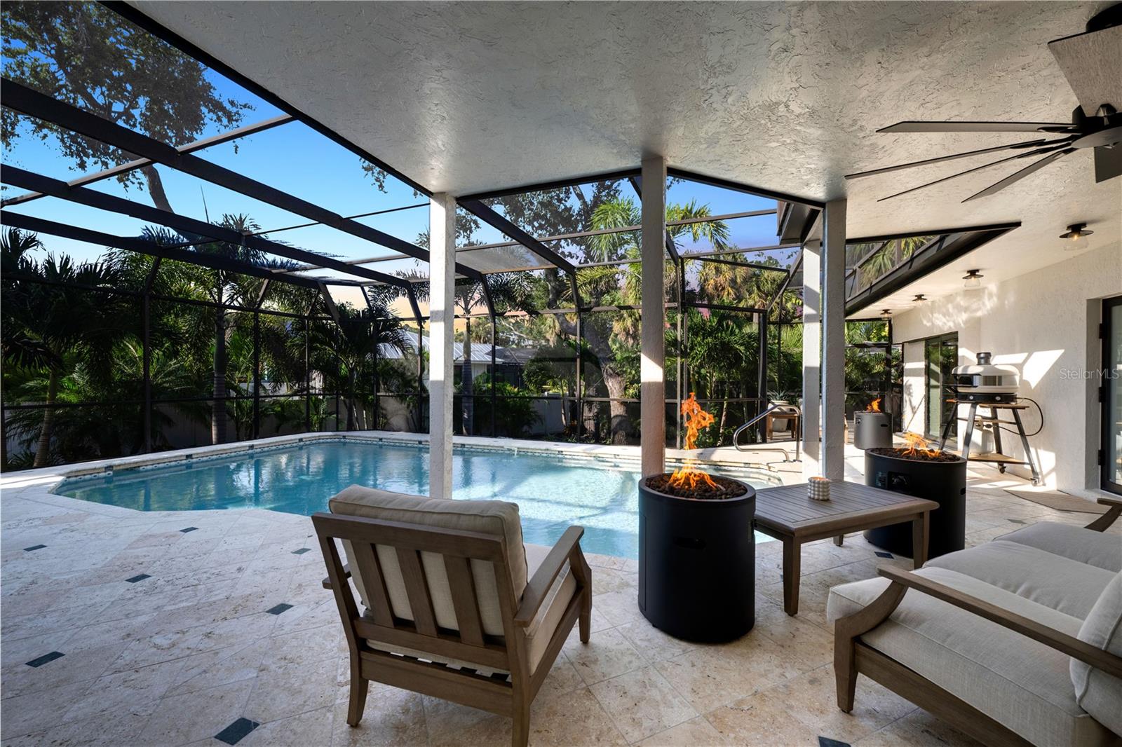 Image 44 of 60 For 5361 Siesta Ct