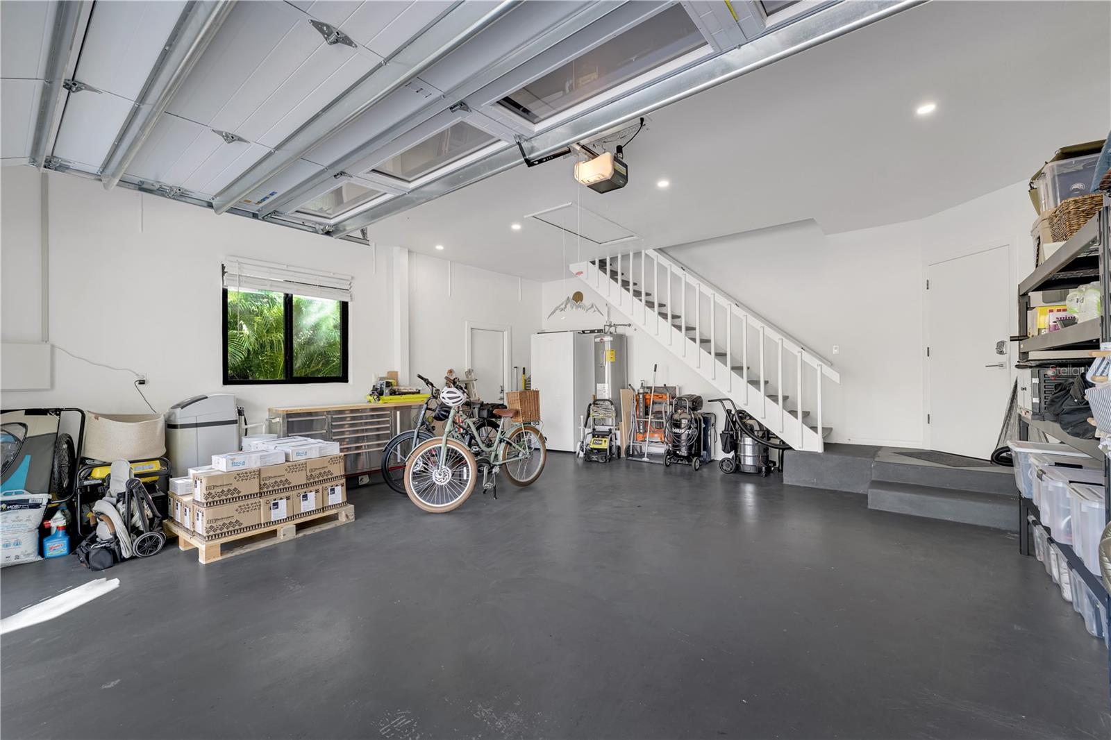 Image 47 of 60 For 5361 Siesta Ct