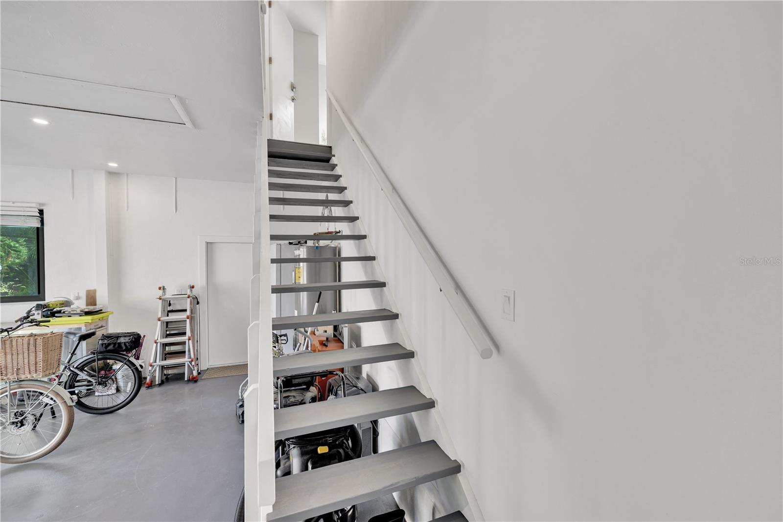 Image 48 of 60 For 5361 Siesta Ct