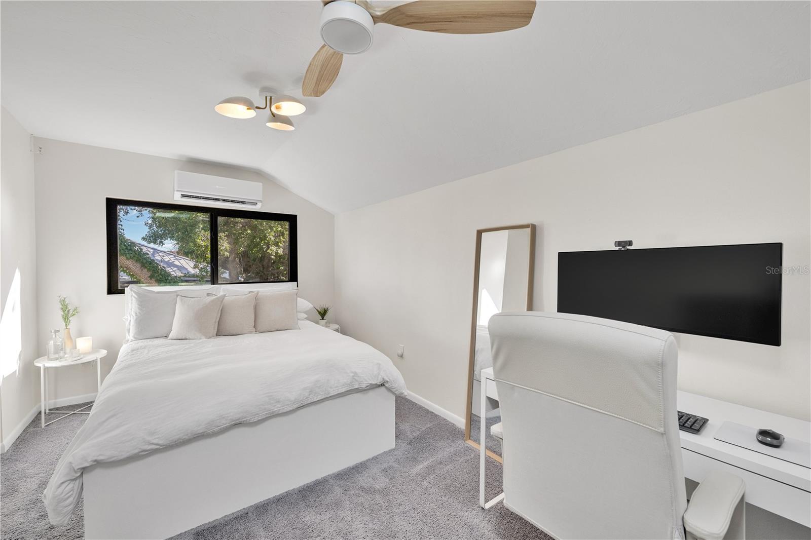 Image 50 of 60 For 5361 Siesta Ct