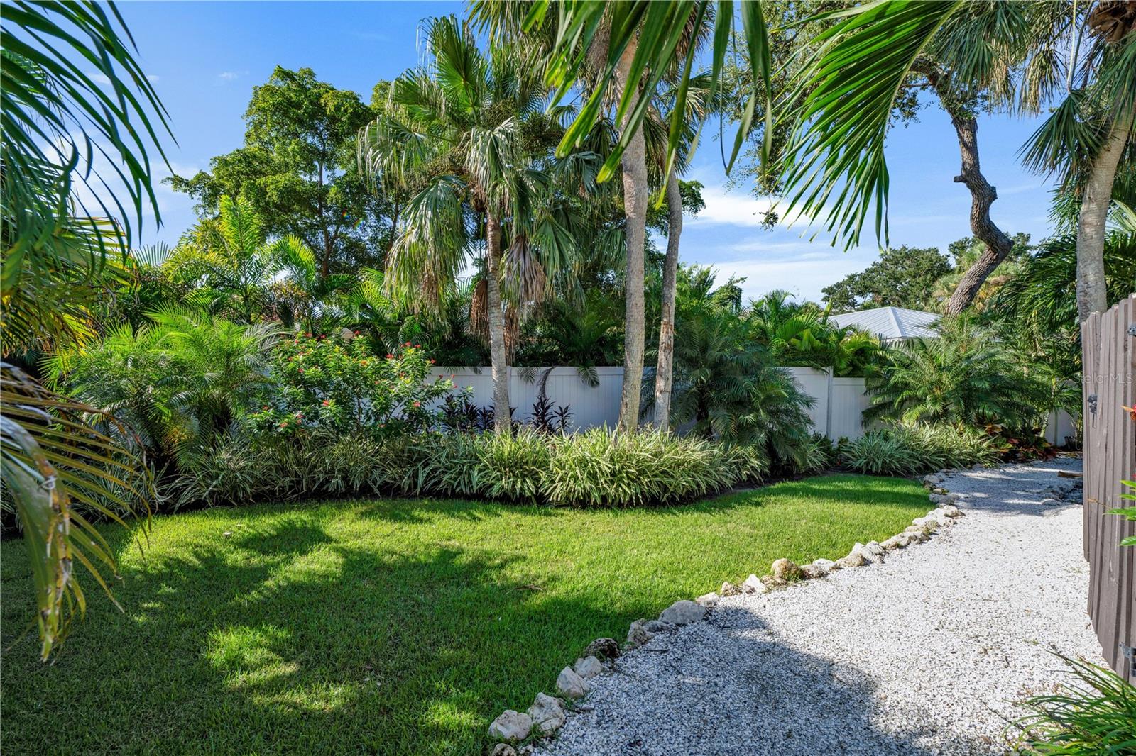 Image 51 of 60 For 5361 Siesta Ct