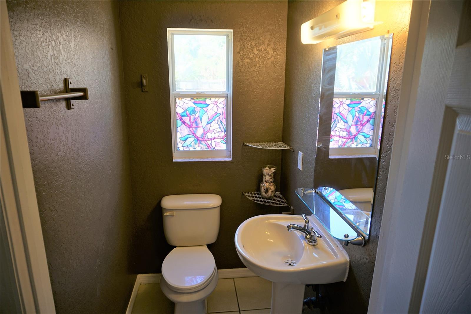 Image 17 of 34 For 5140 Summer Hill Drive