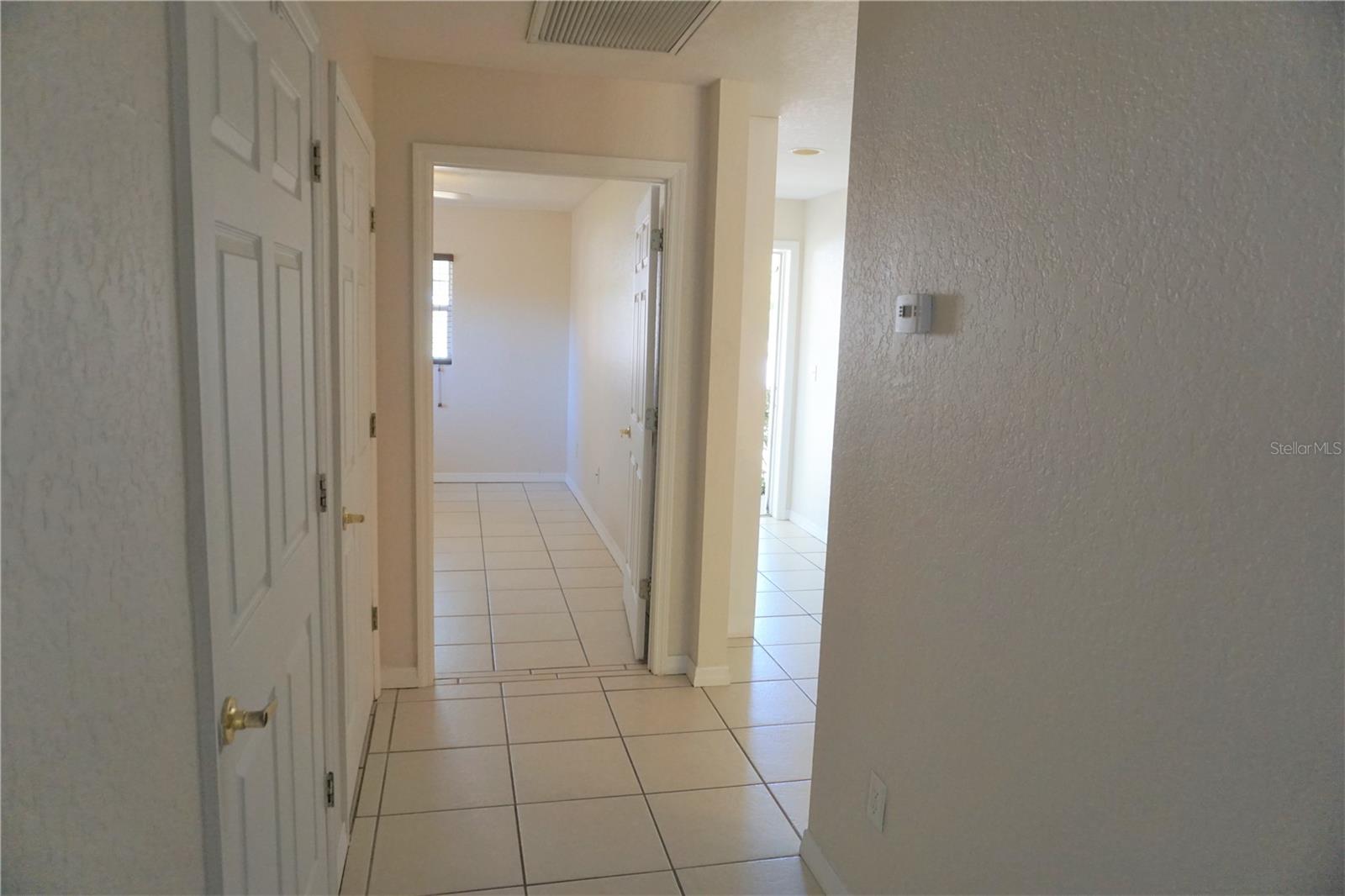 Image 23 of 34 For 5140 Summer Hill Drive