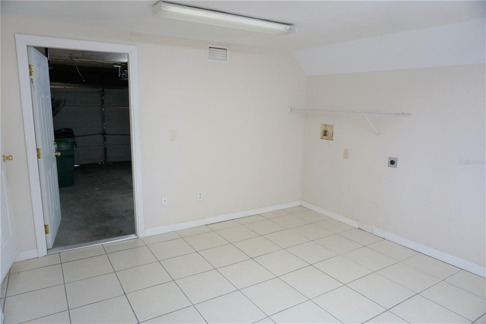 Image 26 of 34 For 5140 Summer Hill Drive