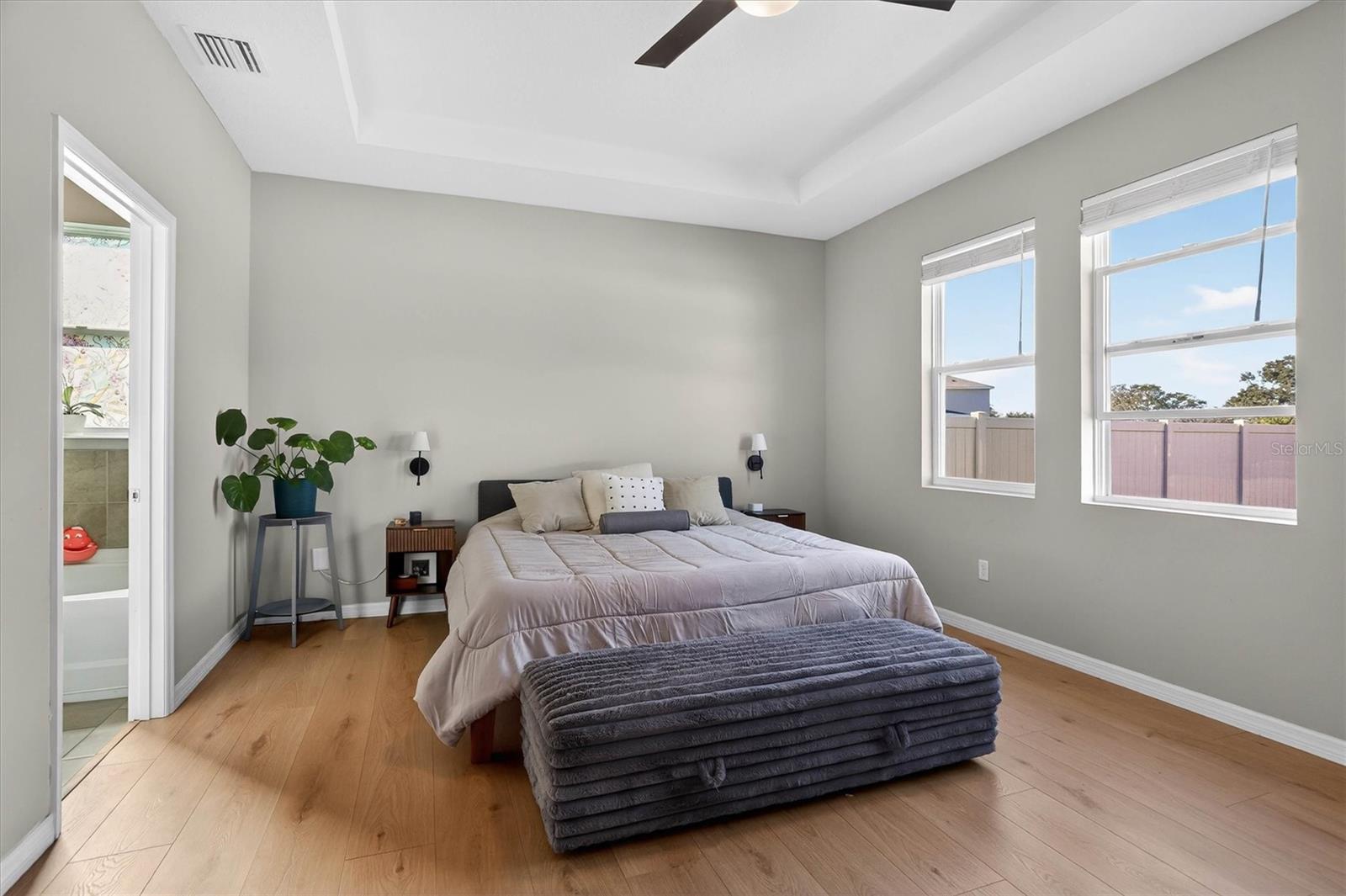 Image 17 of 41 For 33391 Colburn Creek Way