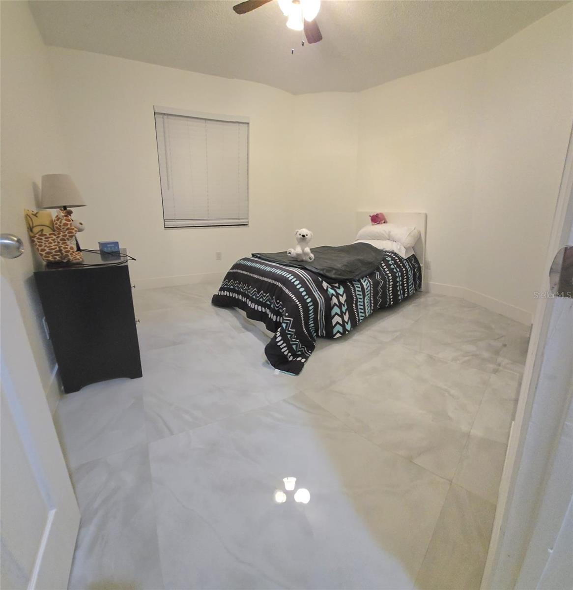 Image 19 of 26 For 2280 Springwood Circle W