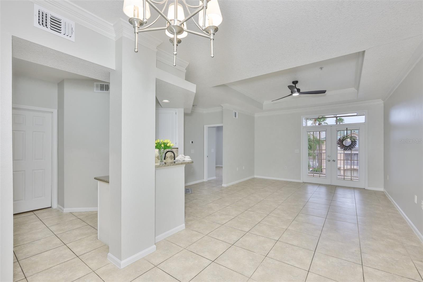 Image 10 of 54 For 2305 Bay Club Circle 2305