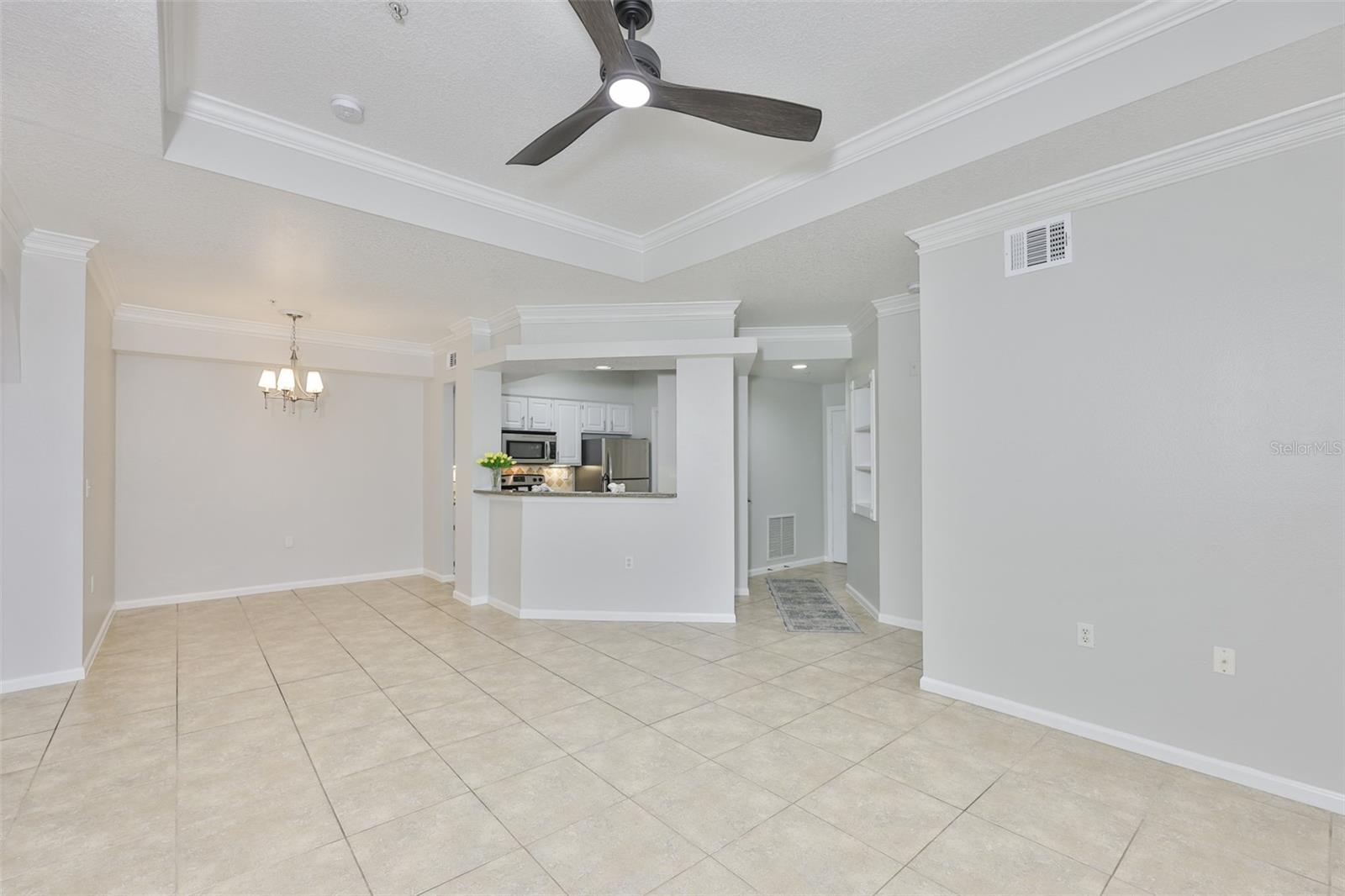 Image 19 of 54 For 2305 Bay Club Circle 2305