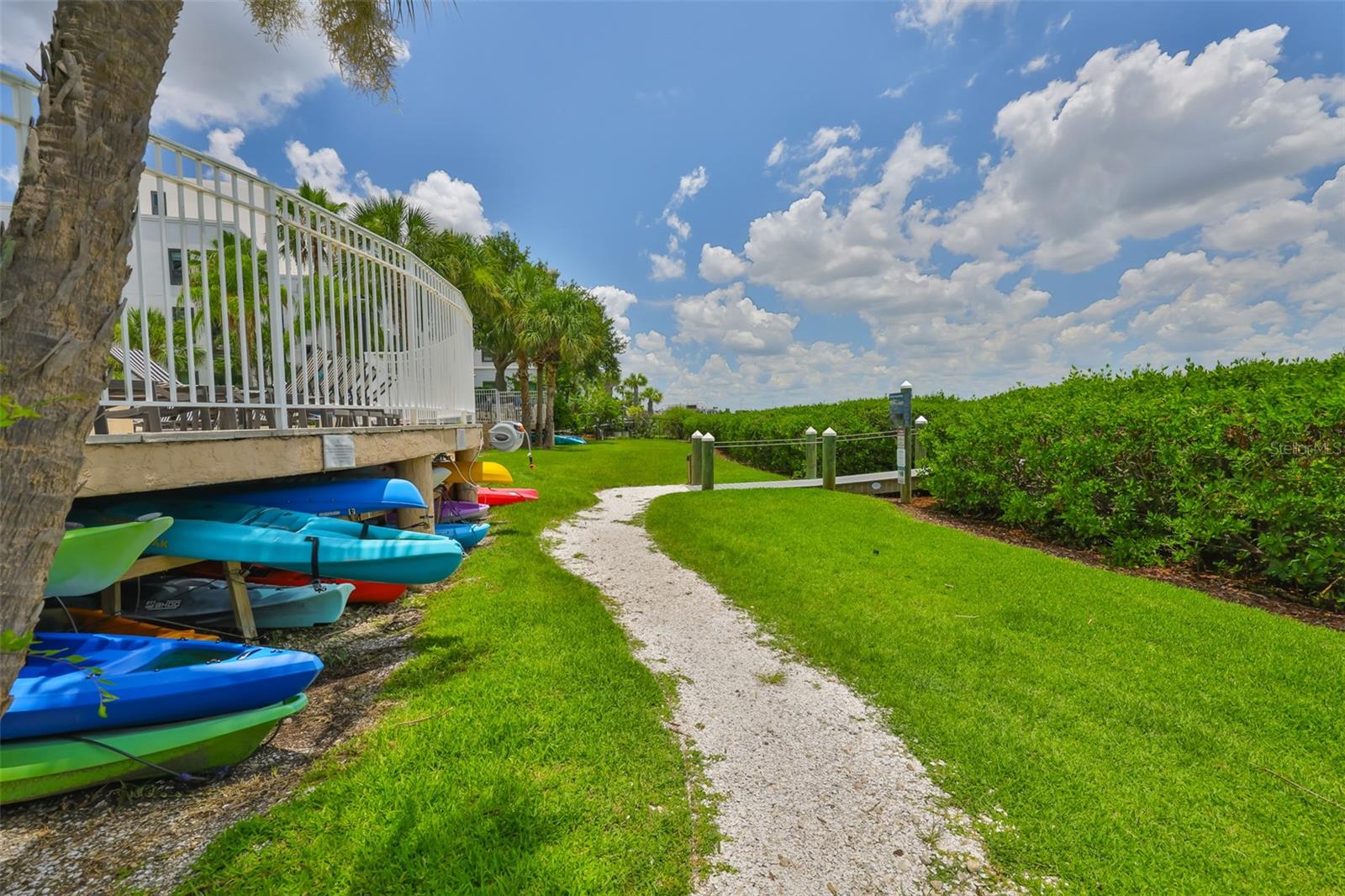 Image 35 of 54 For 2305 Bay Club Circle 2305