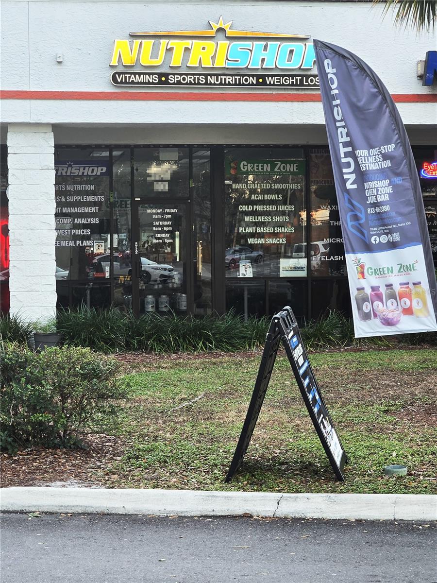 Image 5 of 12 For Lithia Pinecrest Road