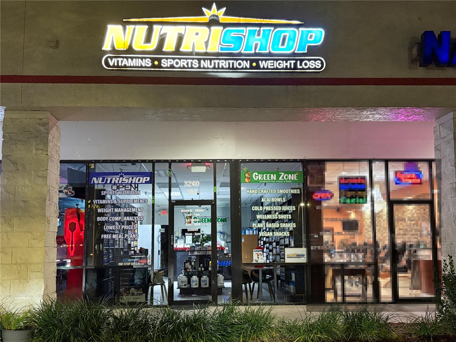 Image 7 of 12 For Lithia Pinecrest Road