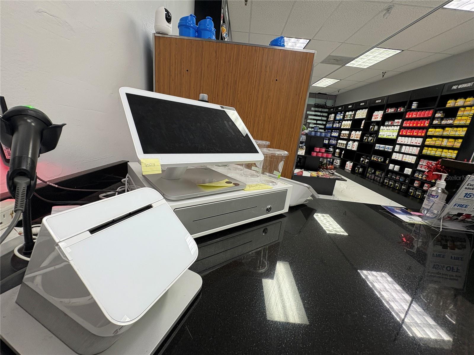 Image 9 of 12 For Lithia Pinecrest Road